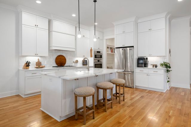 75A Brookwood Ter, Nashville, TN 37205