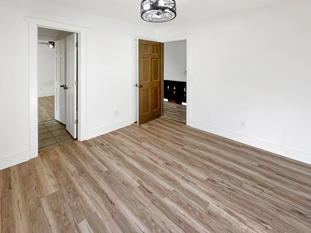 1041 Old Mount Vernon Rd, Bethpage, TN 37022