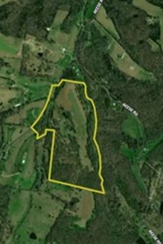 1041 Old Mount Vernon Rd, Bethpage, TN 37022