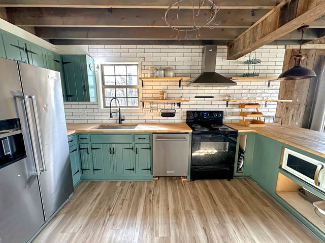 1041 Old Mount Vernon Rd, Bethpage, TN 37022