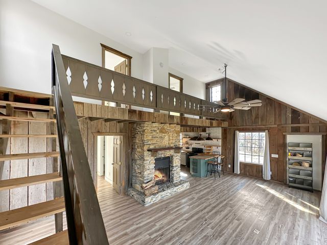 1041 Old Mount Vernon Rd, Bethpage, TN 37022