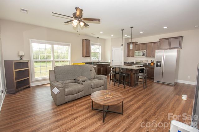 540 New Salem Road 10-11, Statesville, NC 28625