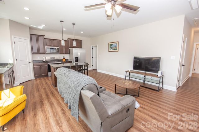 540 New Salem Road 10-11, Statesville, NC 28625