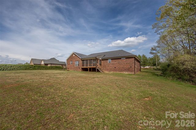540 New Salem Road 10-11, Statesville, NC 28625