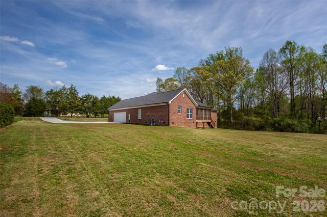540 New Salem Road 10-11, Statesville, NC 28625