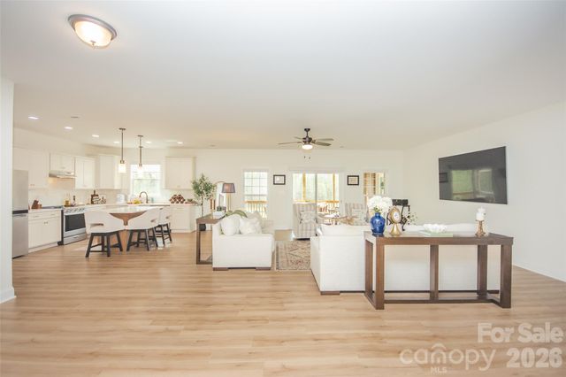 540 New Salem Road 10-11, Statesville, NC 28625