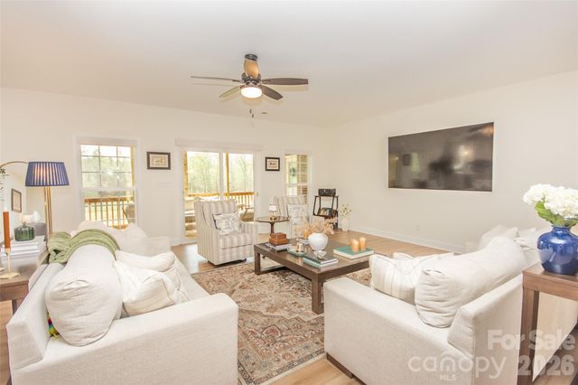 540 New Salem Road 10-11, Statesville, NC 28625