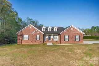 540 New Salem Road 10-11, Statesville, NC 28625