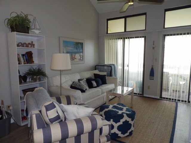 1100 Possum Trot Rd Apt H356, North Myrtle Beach, SC 29582