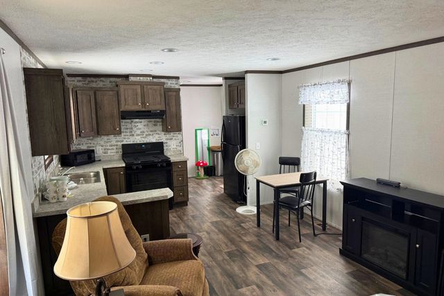 7 Rose Lane, Franklin, NH 03235