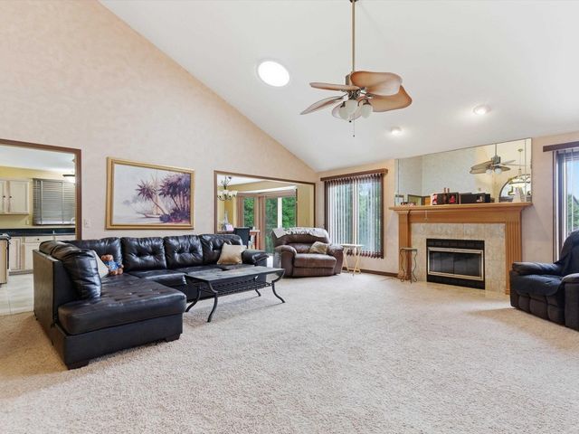 41891 Clinton Pines Drive, Clinton Township, MI 48038