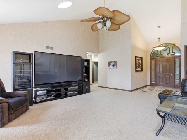 41891 Clinton Pines Drive, Clinton Township, MI 48038