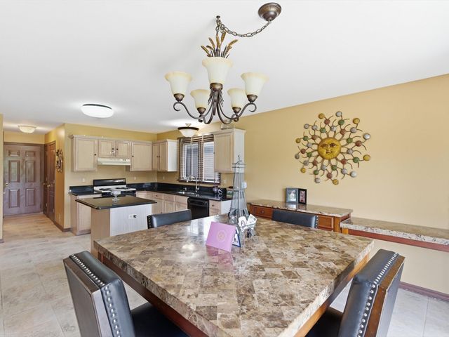41891 Clinton Pines Drive, Clinton Township, MI 48038