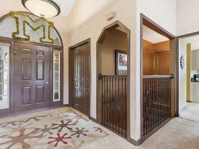41891 Clinton Pines Drive, Clinton Township, MI 48038