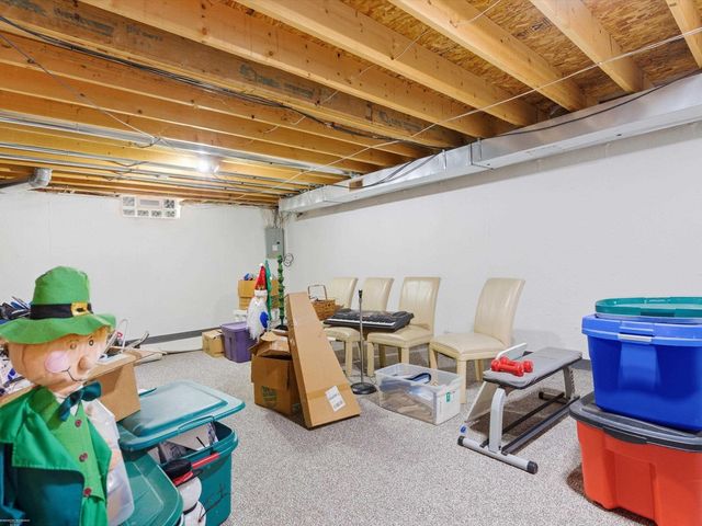 41891 Clinton Pines Drive, Clinton Township, MI 48038