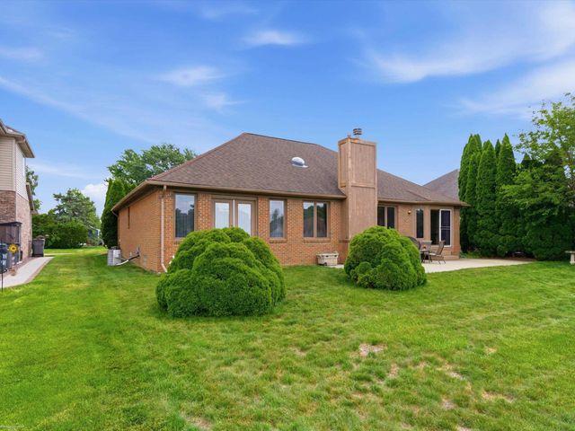 41891 Clinton Pines Drive, Clinton Township, MI 48038