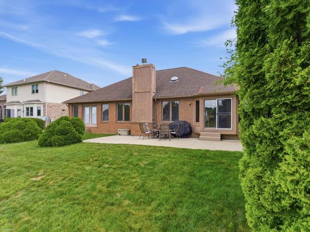 41891 Clinton Pines Drive, Clinton Township, MI 48038