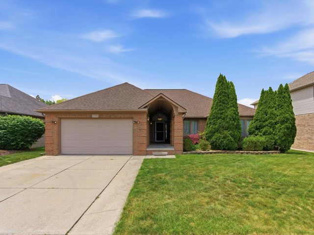 41891 Clinton Pines Drive, Clinton Township, MI 48038
