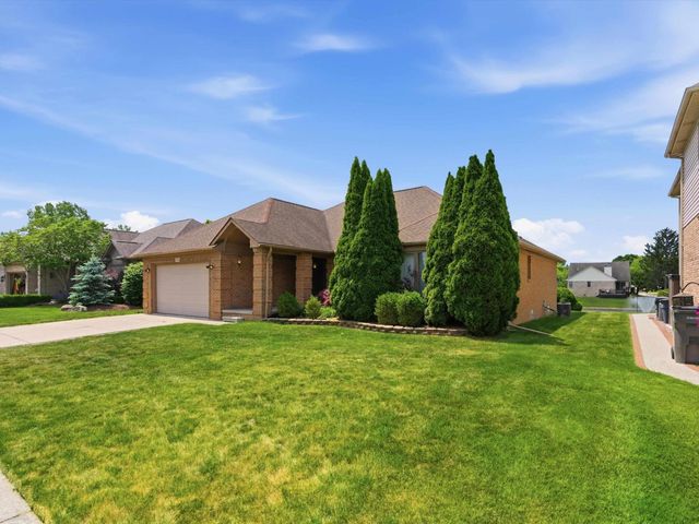 41891 Clinton Pines Drive, Clinton Township, MI 48038