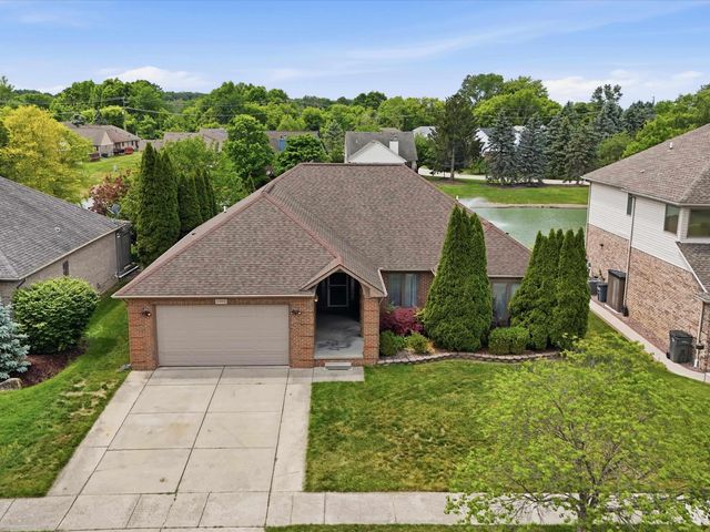 41891 Clinton Pines Drive, Clinton Township, MI 48038
