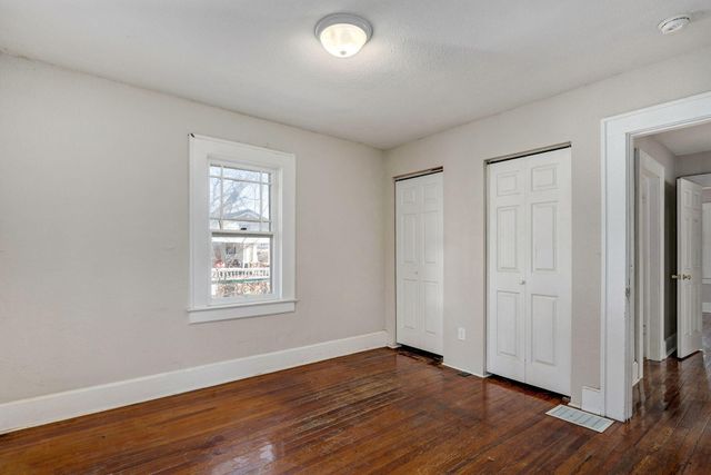 2829 N Grant Avenue, Springfield, MO 65803