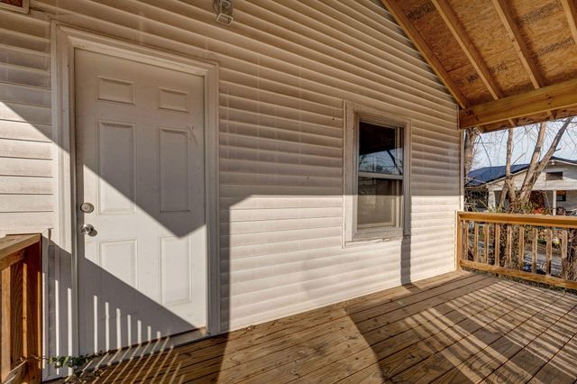 2829 N Grant Avenue, Springfield, MO 65803