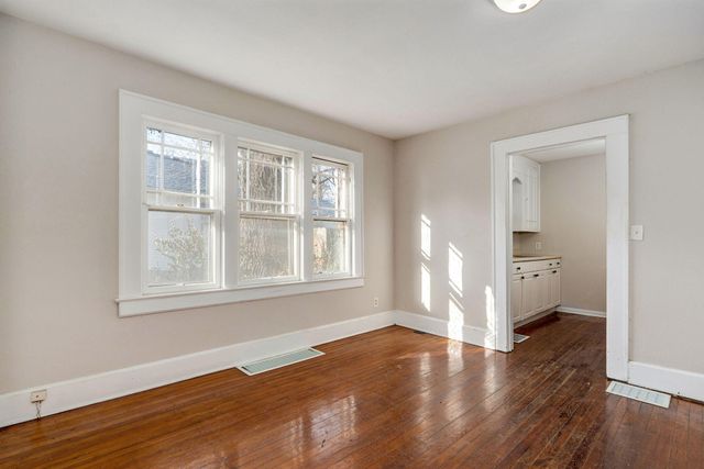 2829 N Grant Avenue, Springfield, MO 65803