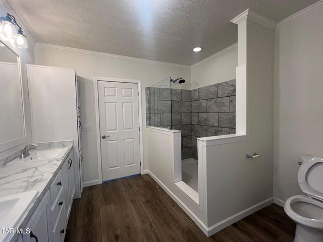 290 Race Track Road, Rogersville, TN 37857