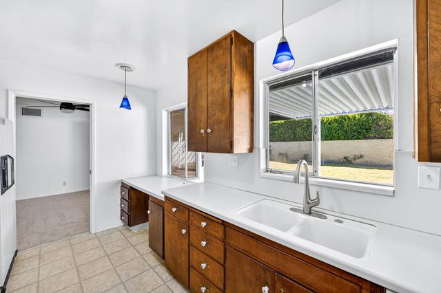 765 N Paseo De Anza, Palm Springs, CA 92262