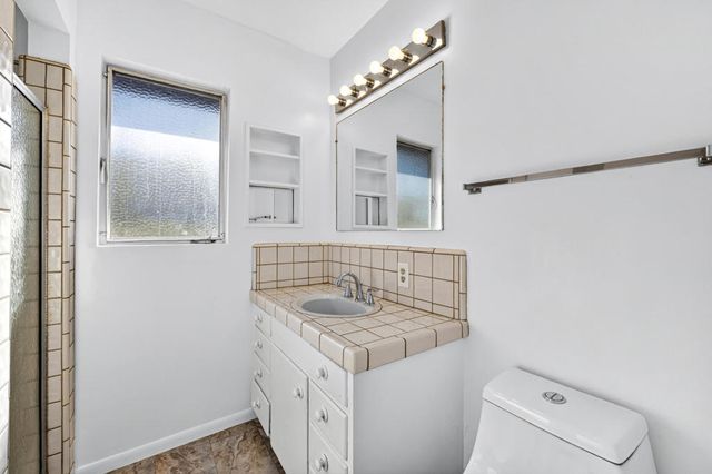 765 N Paseo De Anza, Palm Springs, CA 92262