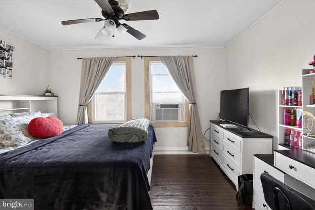 64 OAK ST, Pennsville, NJ 08070