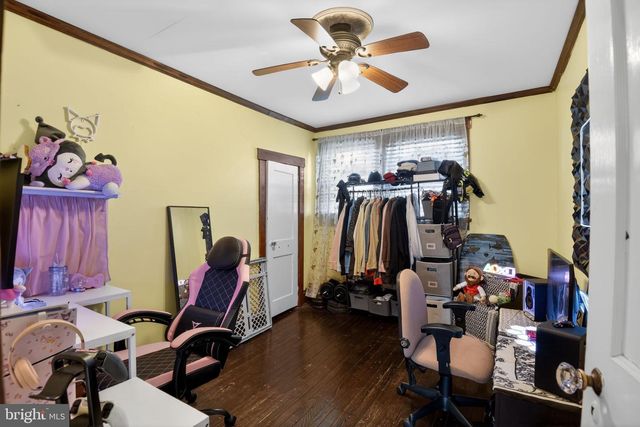 64 OAK ST, Pennsville, NJ 08070