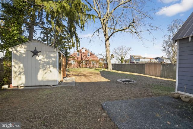 64 OAK ST, Pennsville, NJ 08070