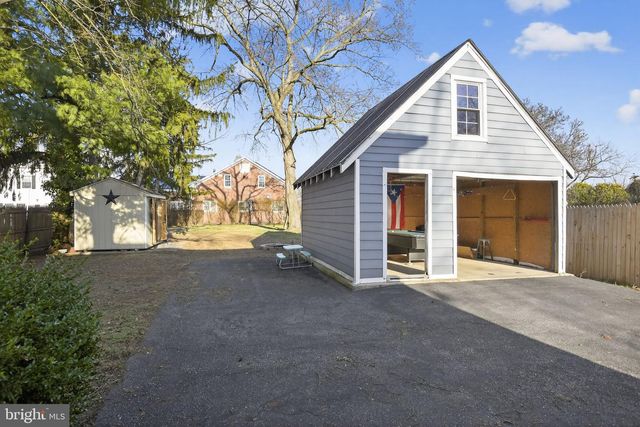 64 OAK ST, Pennsville, NJ 08070