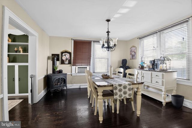 64 OAK ST, Pennsville, NJ 08070