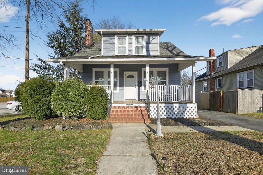 64 OAK ST, Pennsville, NJ 08070