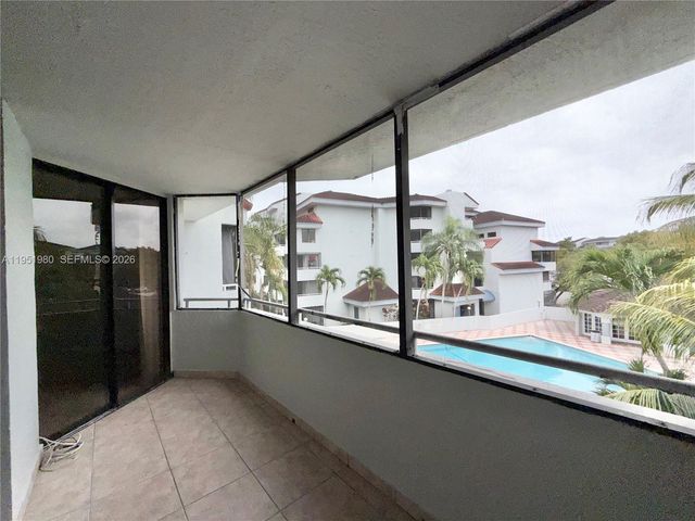 8205 SW 152nd Ave F-310, Miami, FL 33193