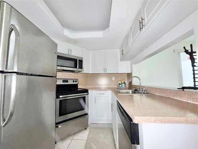 8205 SW 152nd Ave F-310, Miami, FL 33193