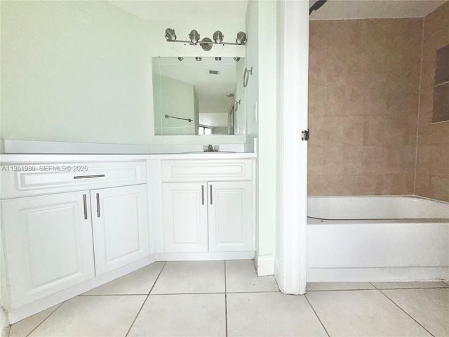 8205 SW 152nd Ave F-310, Miami, FL 33193