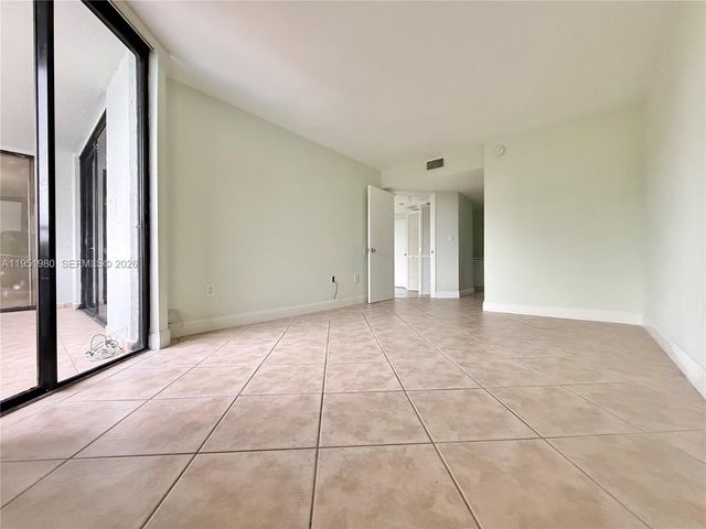 8205 SW 152nd Ave F-310, Miami, FL 33193