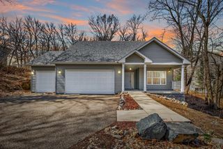 13593 Embry Way, Apple Valley, MN 55124