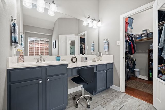 1612 Lake Eden Drive, Euless, TX 76039