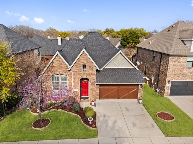 1612 Lake Eden Drive, Euless, TX 76039