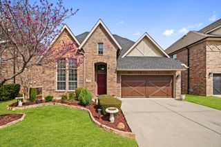 1612 Lake Eden Drive, Euless, TX 76039