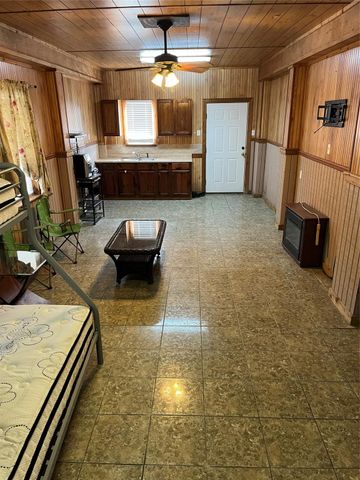 1126 W Canal Drive, Crystal Beach, TX 77650