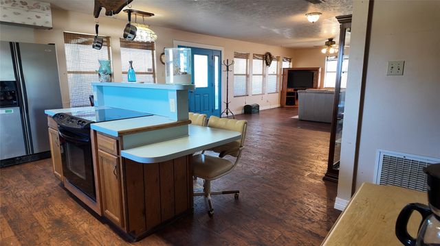 1126 W Canal Drive, Crystal Beach, TX 77650