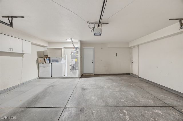 2228 Silver Pine Drive, Las Vegas, NV 89108