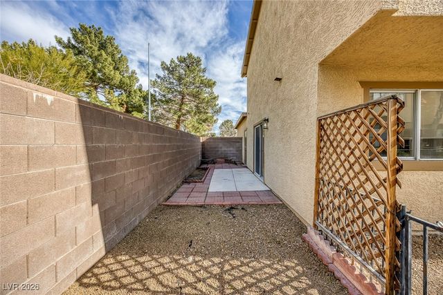 2228 Silver Pine Drive, Las Vegas, NV 89108