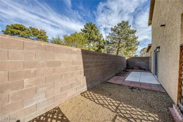 2228 Silver Pine Drive, Las Vegas, NV 89108