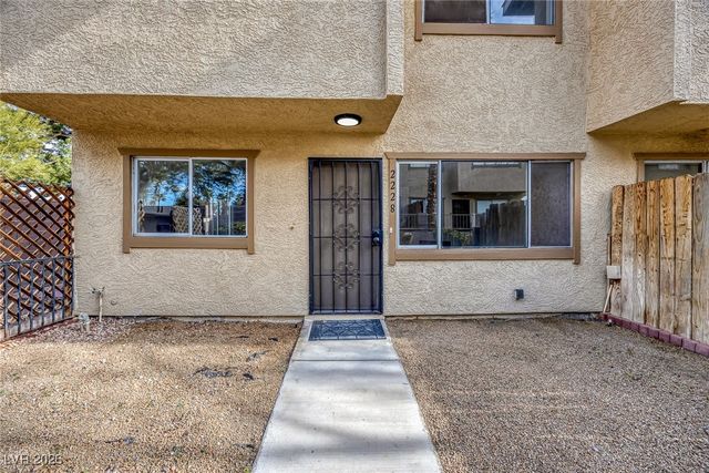 2228 Silver Pine Drive, Las Vegas, NV 89108